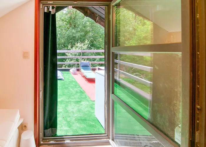 Alpesi faház Halfway Between Near Nature Park