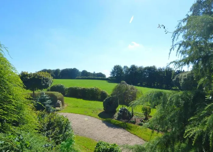 Alpesi faház Halfway Between Near Nature Park Jalhay