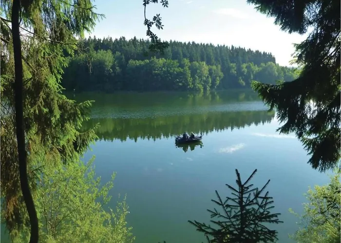 Halfway Between Near Nature Park Alpesi faház Jalhay